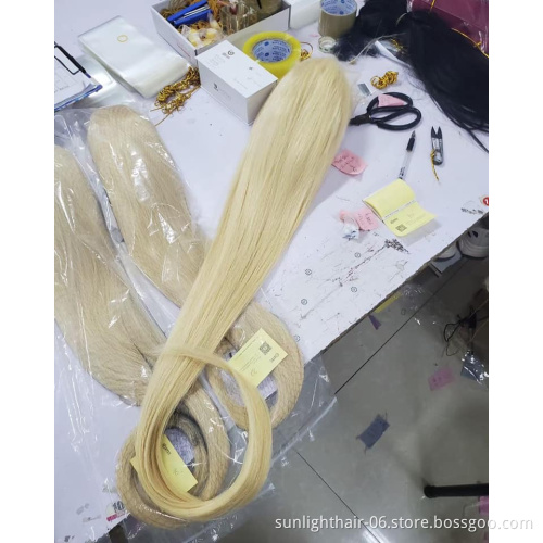 Russian Blonde color 613# Curly Price Human Hair Deep Curly Hair Bundles Wholesale Cuticle Aligned Virgin Human Hair Weft